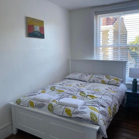 Accommodation Hub Studio 2 London Ngoại thất bức ảnh